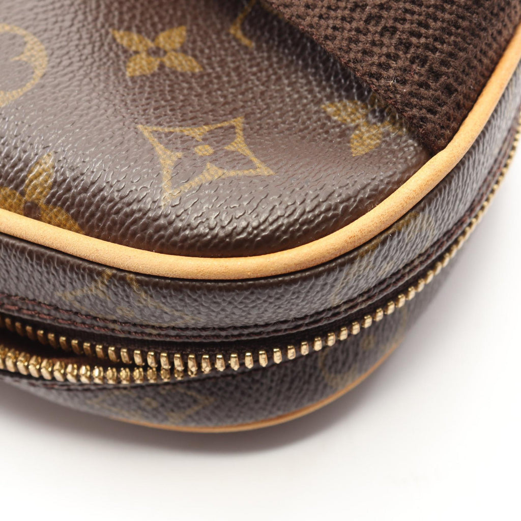 Louis Vuitton Pochette Gange · Monogram