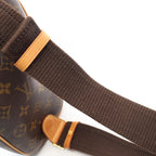 Louis Vuitton Pochette Gange · Monogram