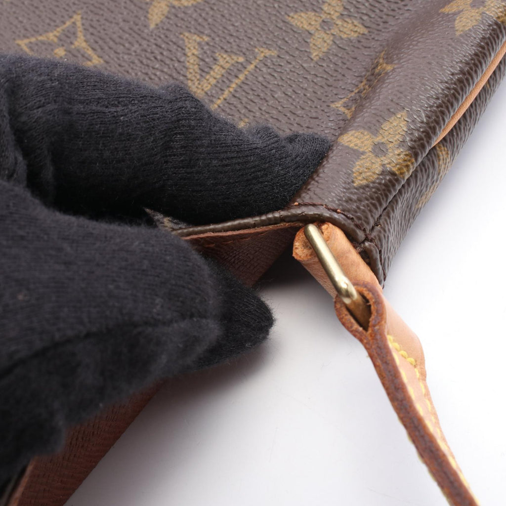 Louis Vuitton Musette Salsa · Monogram