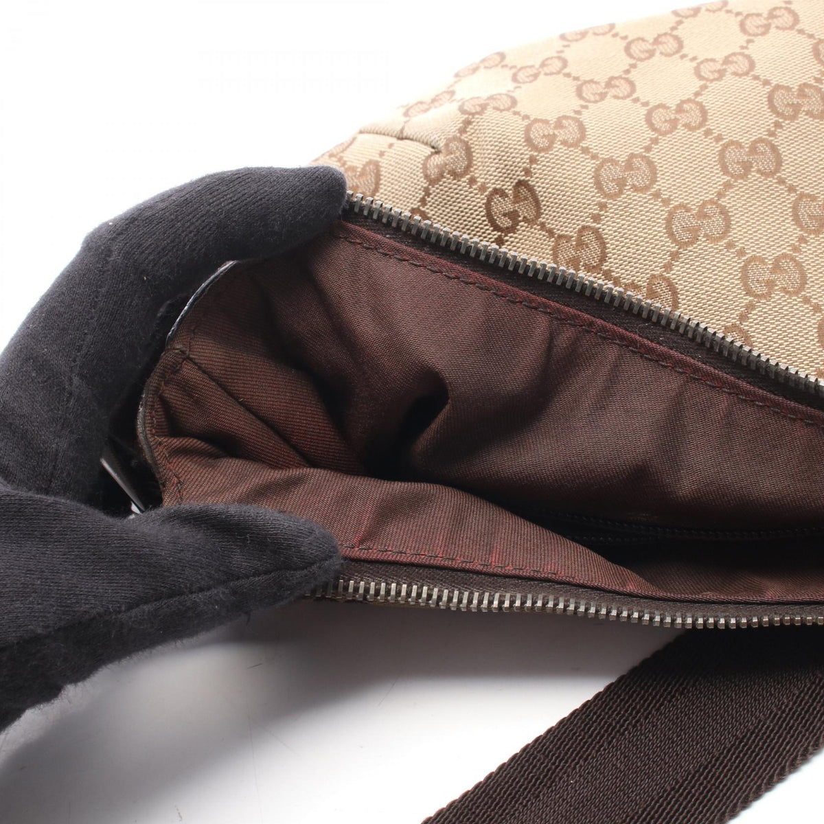 Gucci GG Canvas · Crossbody