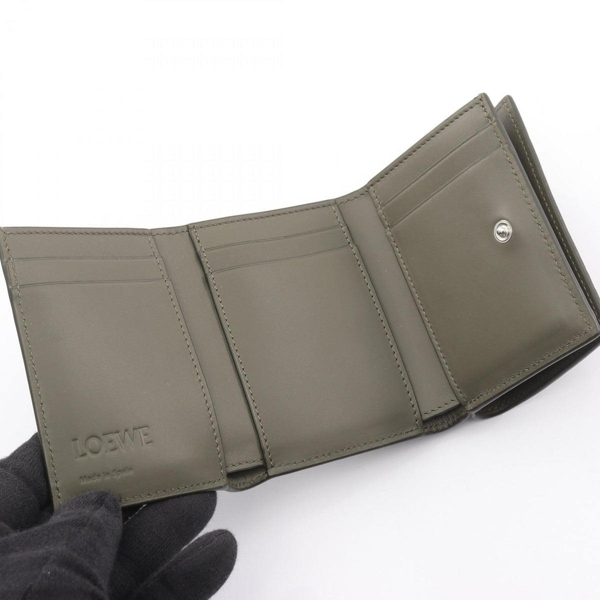Loewe Trifold Wallet · Leather