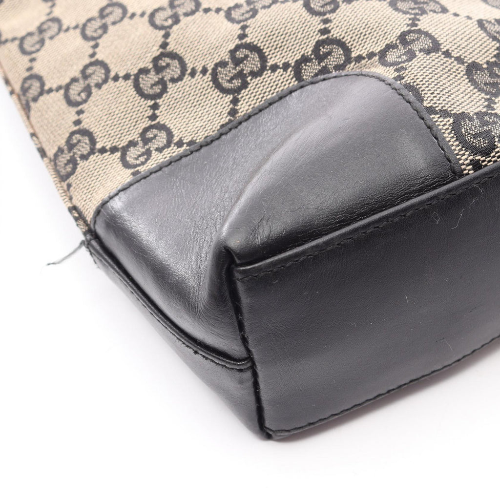 Gucci GG Canvas · Shoulder Bag