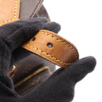 Louis Vuitton Montsouris MM · Monogram