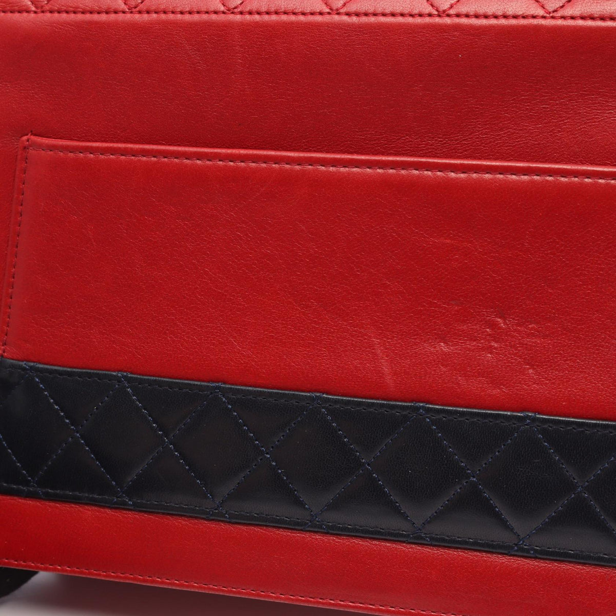 Chanel Matelassé · Bicolor · Lambskin