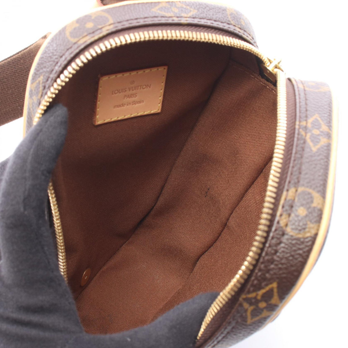 Louis Vuitton Pochette Gange · Monogram