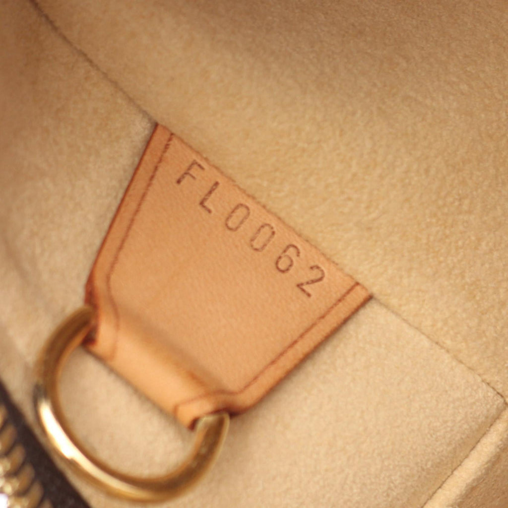 Louis Vuitton Cité GM · Monogram Canvas