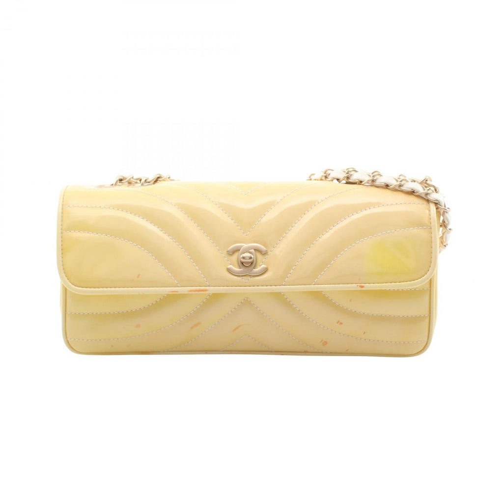 Chanel V Stitch · Patent Leather