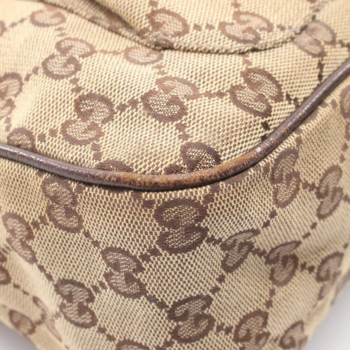 Gucci GG Canvas · Crossbody Bag