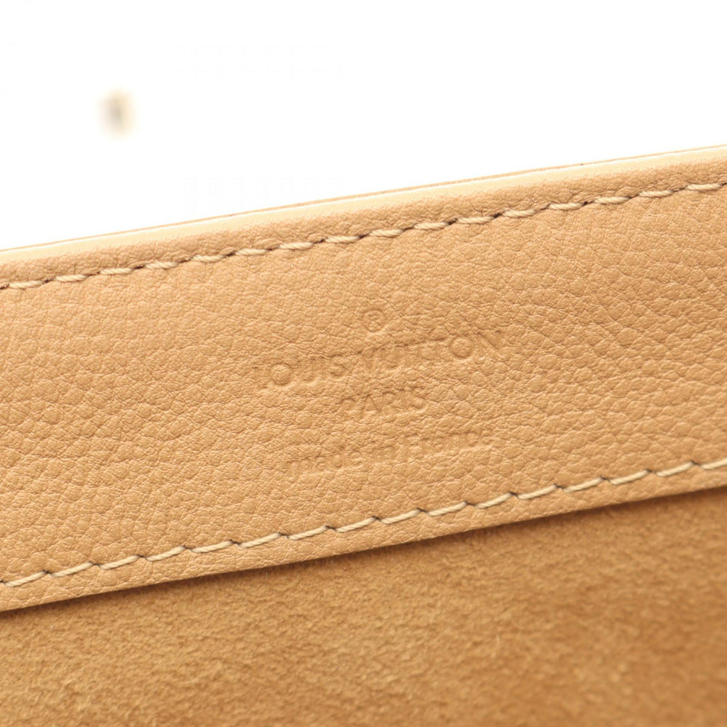 Louis Vuitton Very One Handle · Calfskin