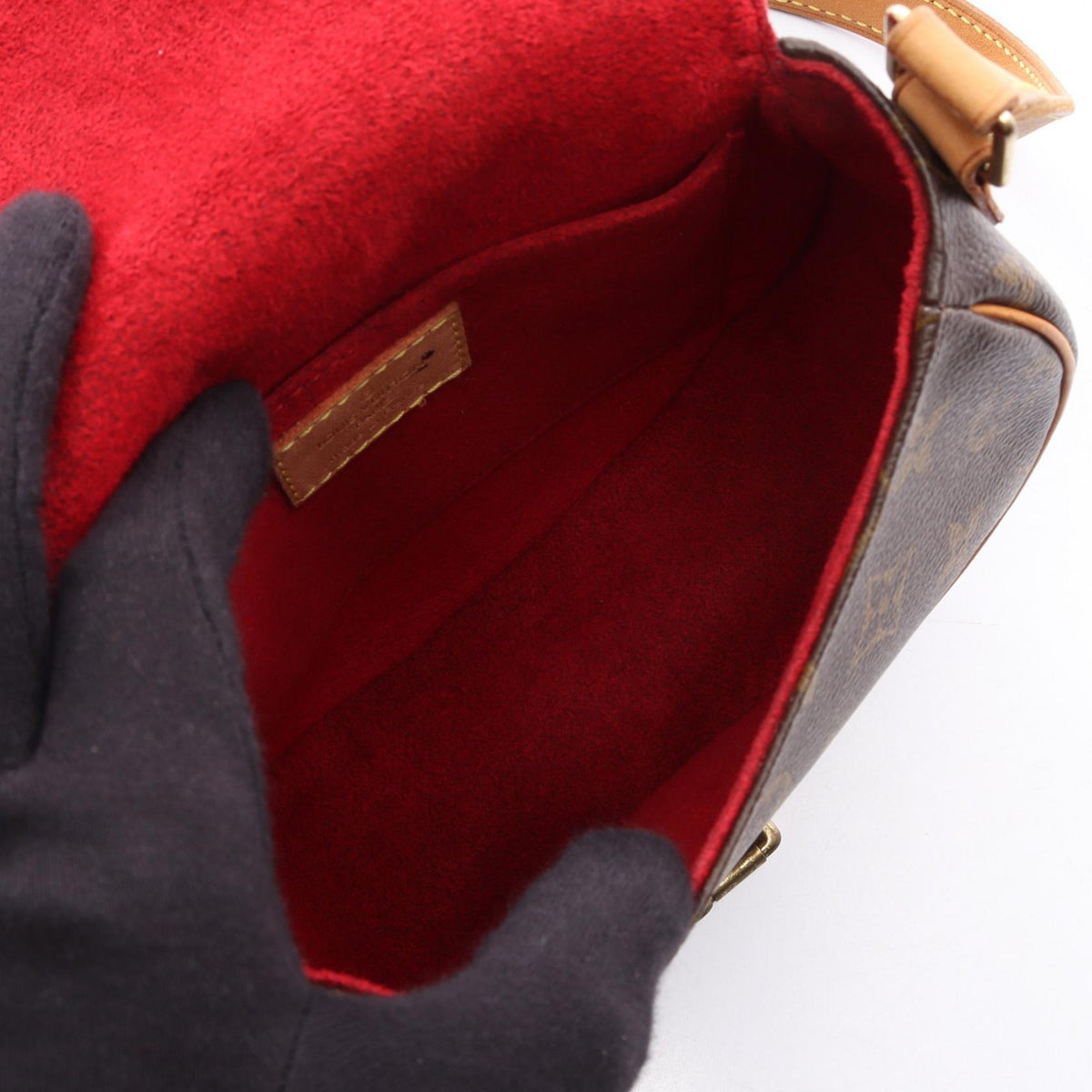 Louis Vuitton Tambourin · Monogram Canvas