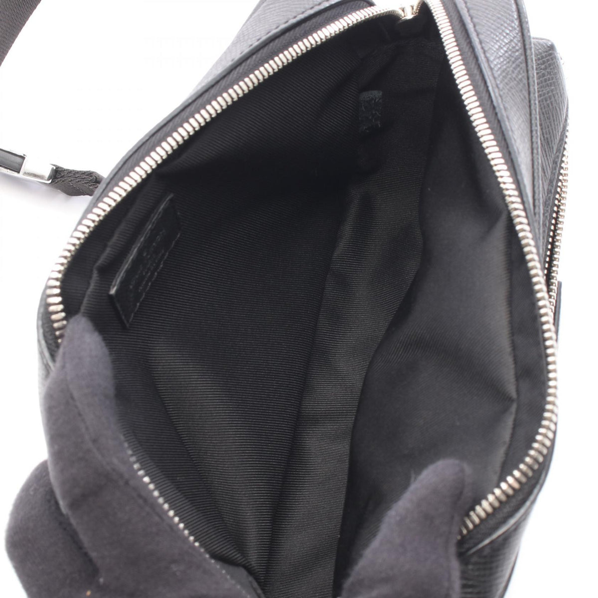 Louis Vuitton Outdoor · Taigarama