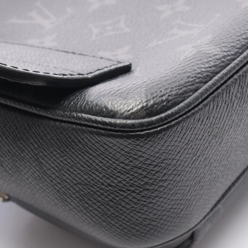 Louis Vuitton Outdoor · Taigarama