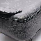 Louis Vuitton Outdoor · Taigarama