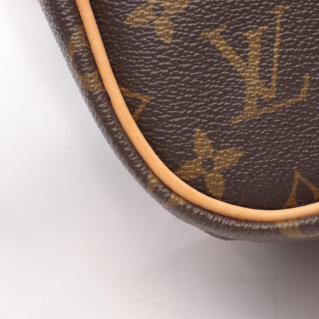 Louis Vuitton Bosphore · Monogram Canvas