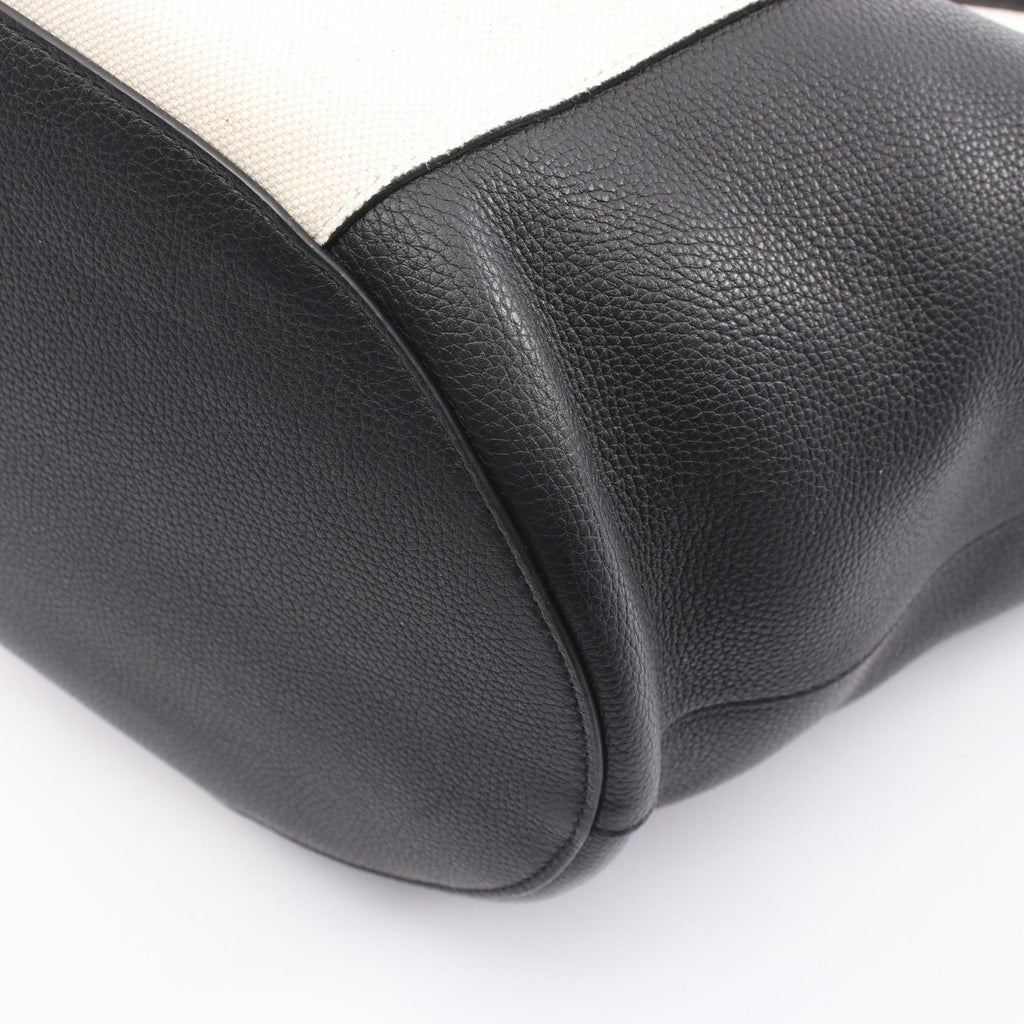Bottega Veneta Basket Medium · Canvas Tote