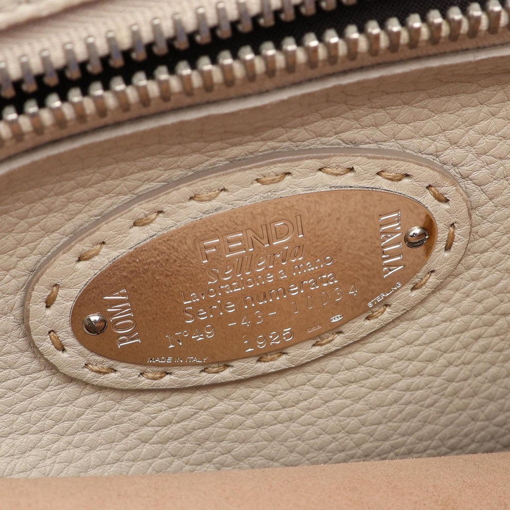 Fendi Selleria Peekaboo · Regular