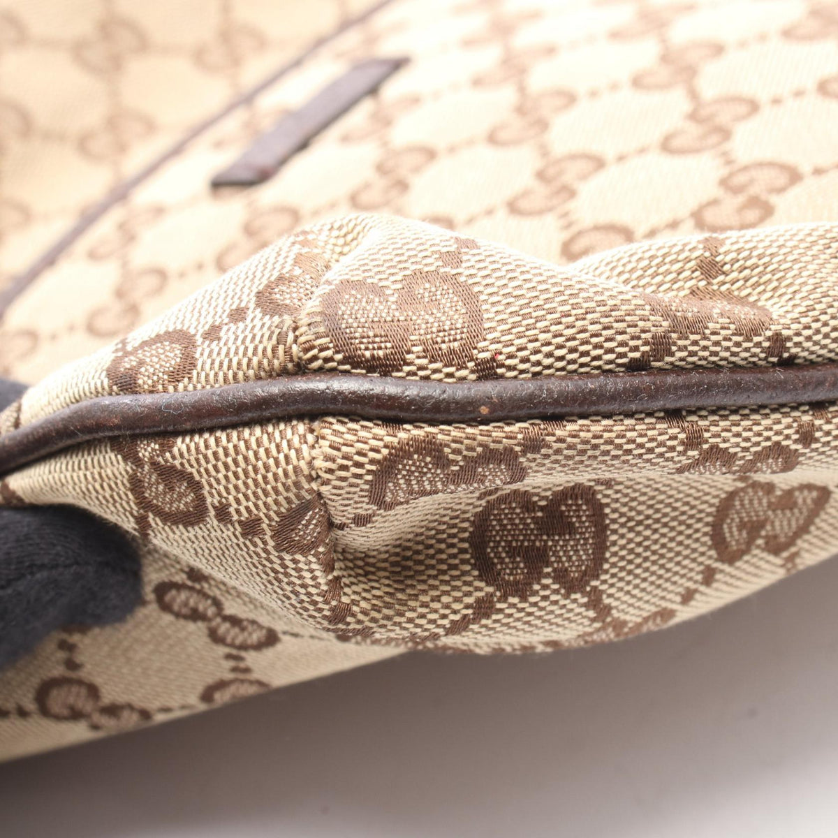 Gucci GG Canvas · Crossbody Bag
