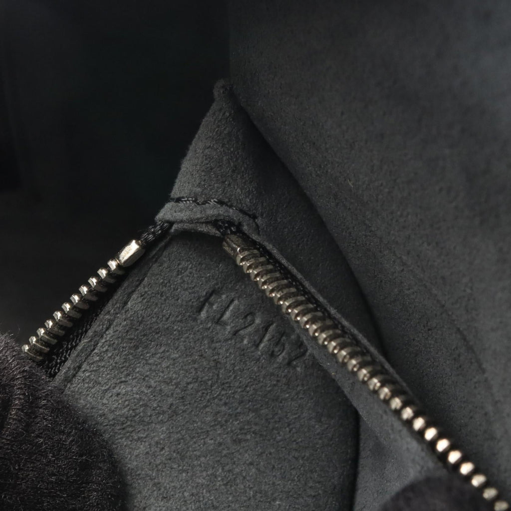 Louis Vuitton Pont Neuf PM · Epi Leather
