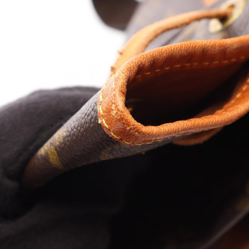 Louis Vuitton Montsouris GM · Monogram