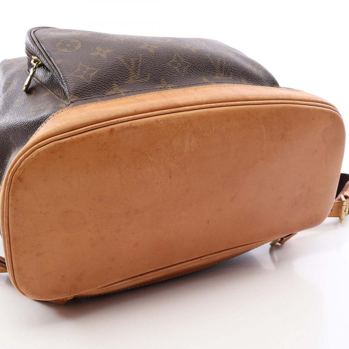 Louis Vuitton Montsouris GM · Monogram Canvas