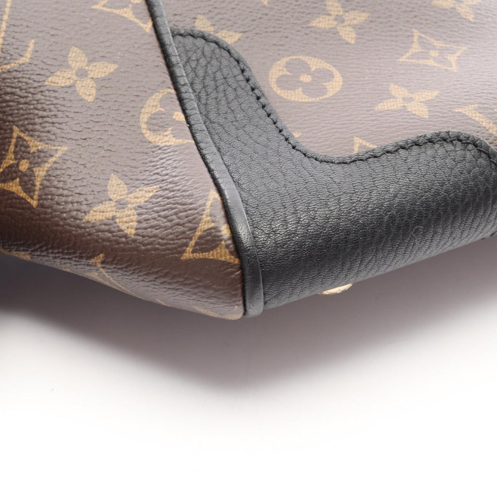 Louis Vuitton Estrella · Monogram Canvas