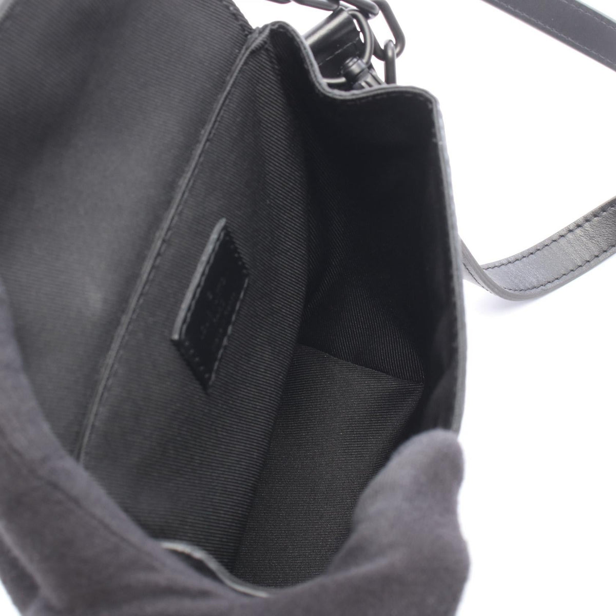 Louis Vuitton Nano Steamer · Taurillon