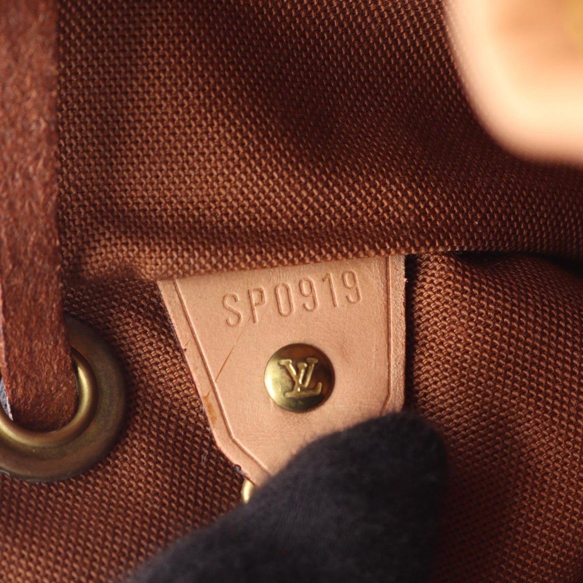 Louis Vuitton Mini Montsouris · Monogram Canvas