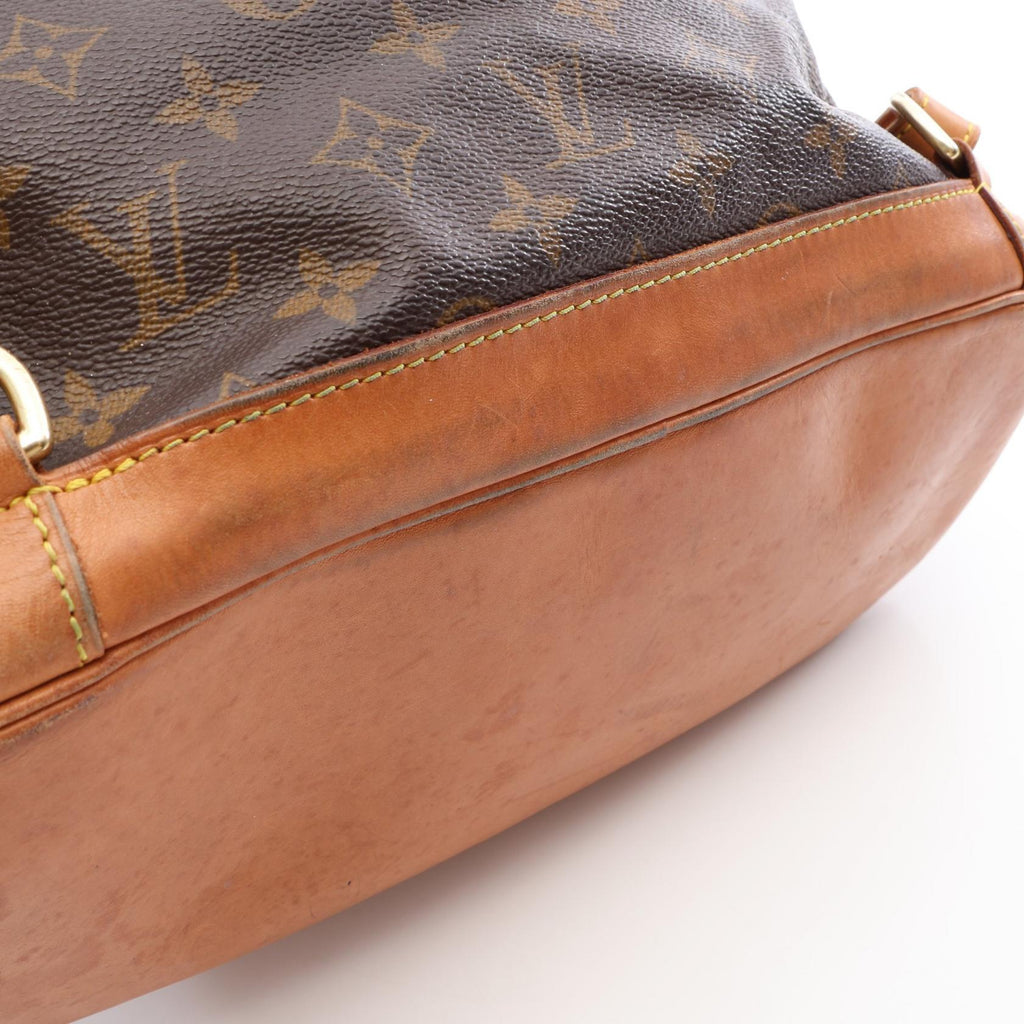 Louis Vuitton Montsouris GM · Monogram