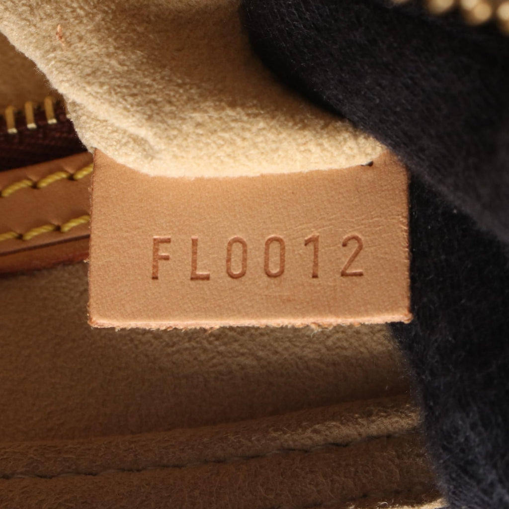 Louis Vuitton Looping MM · Monogram