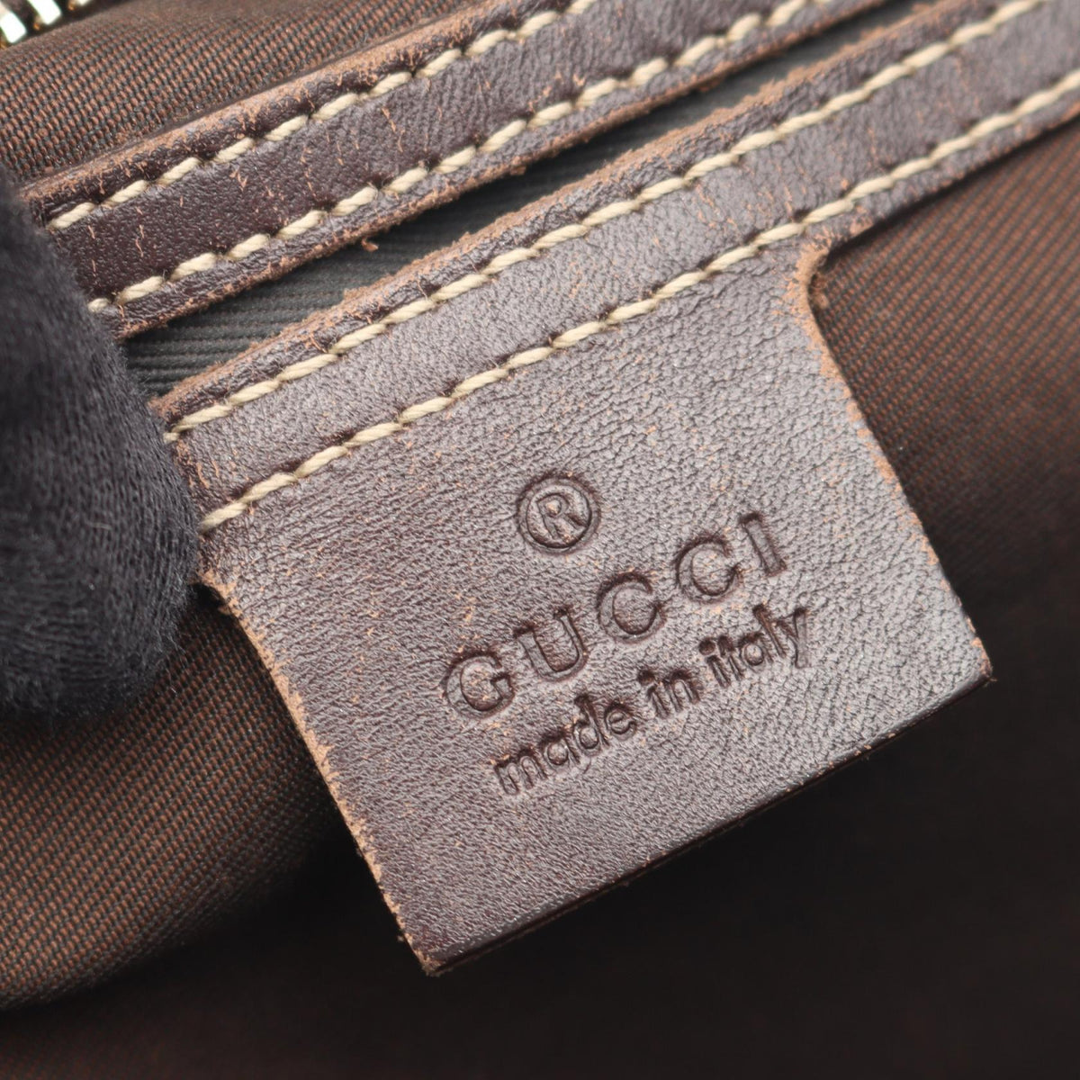 Gucci GG Supreme · Shoulder Crossbody