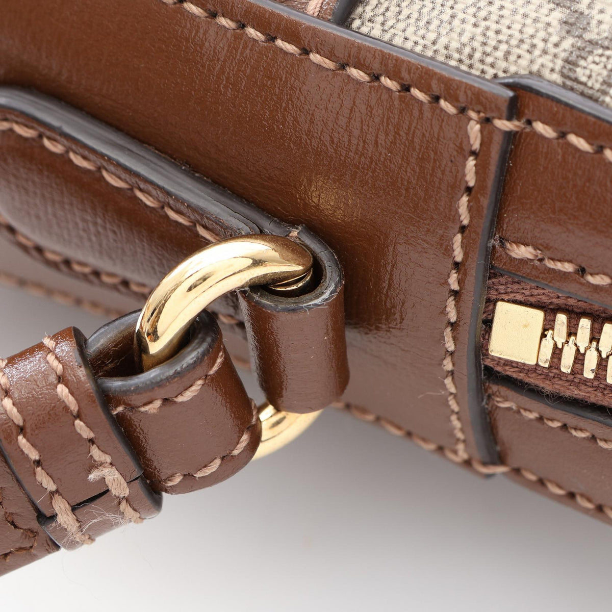Gucci Jumbo GG · Canvas Leather