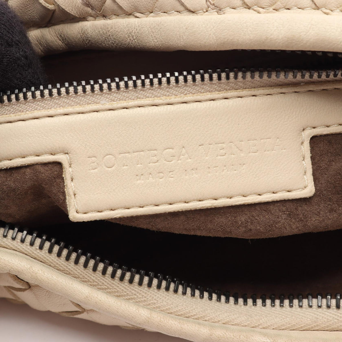 Bottega Veneta Intrecciato · Lambskin