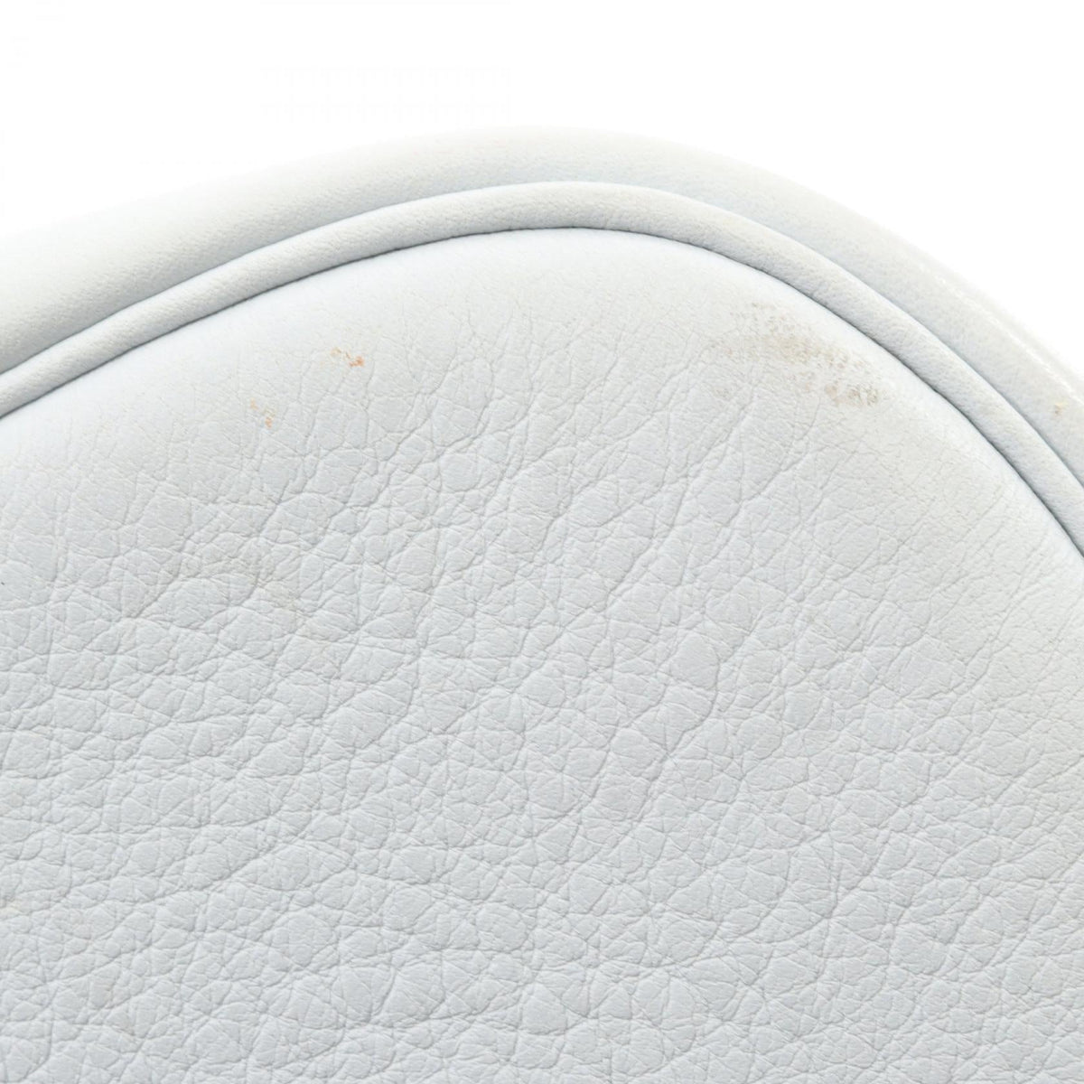 Hermès Trim 35 · Leather · Gold Hardware