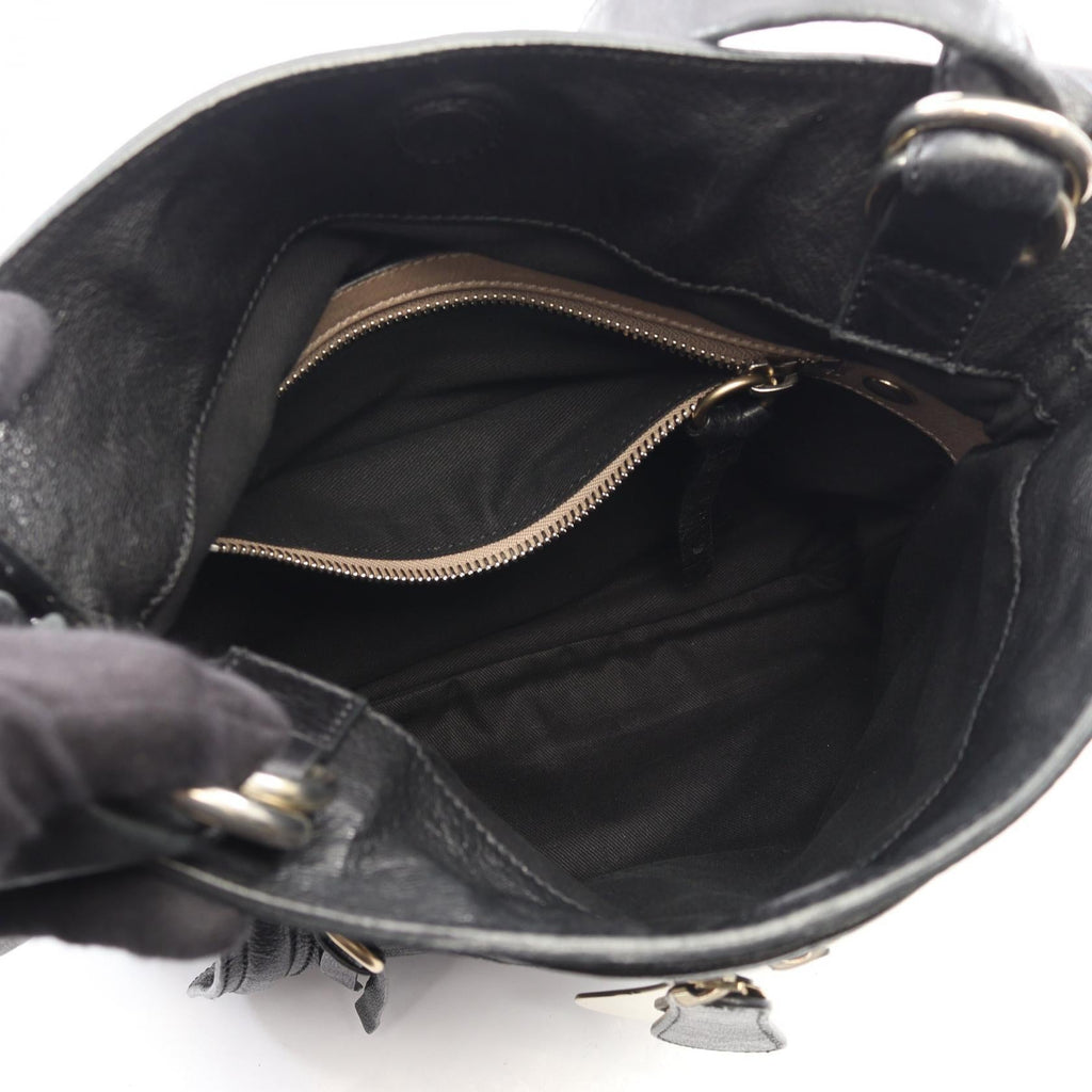 Chloé Bay · Leather Shoulder Bag