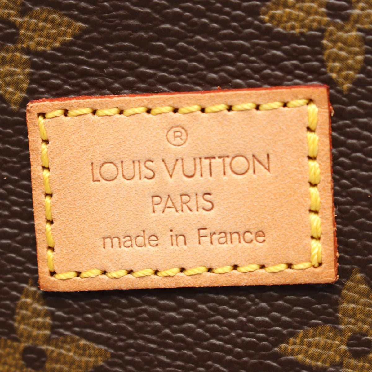 Louis Vuitton Saumur 30 · Monogram Canvas