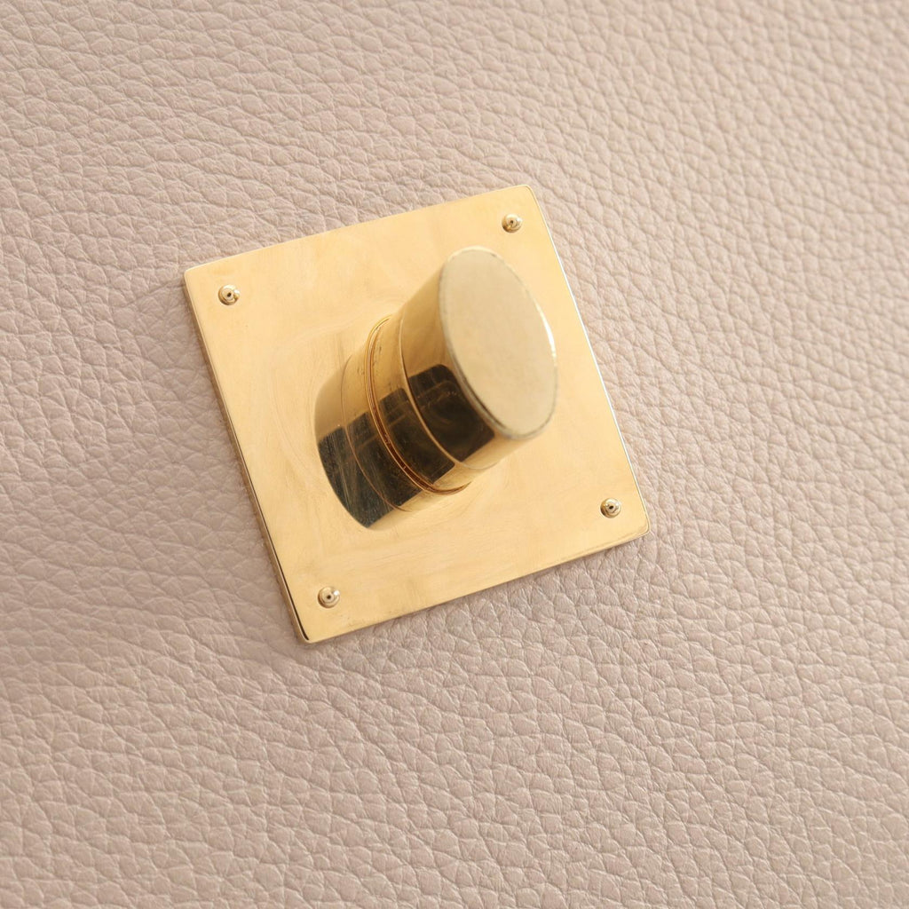 Louis Vuitton My Lockme · Leather