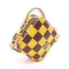 LOUIS VUITTON Chess · Damier Pop Jaune