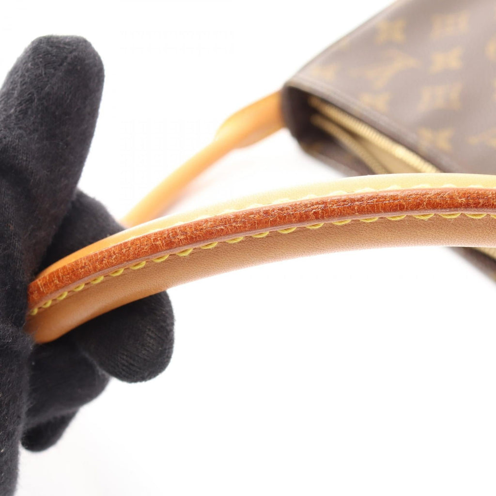 Louis Vuitton Looping MM · Monogram Canvas