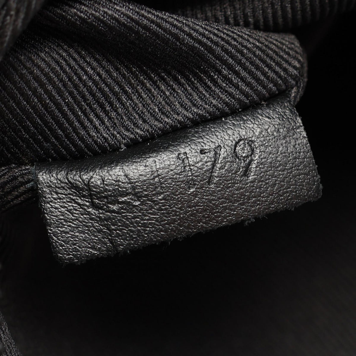 Louis Vuitton Danube · Taiga Leather