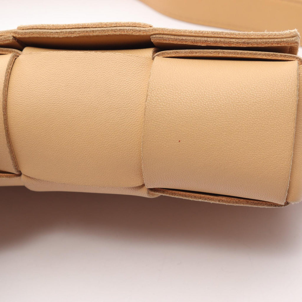 Bottega Veneta Cassette Maxi · Intrecciato
