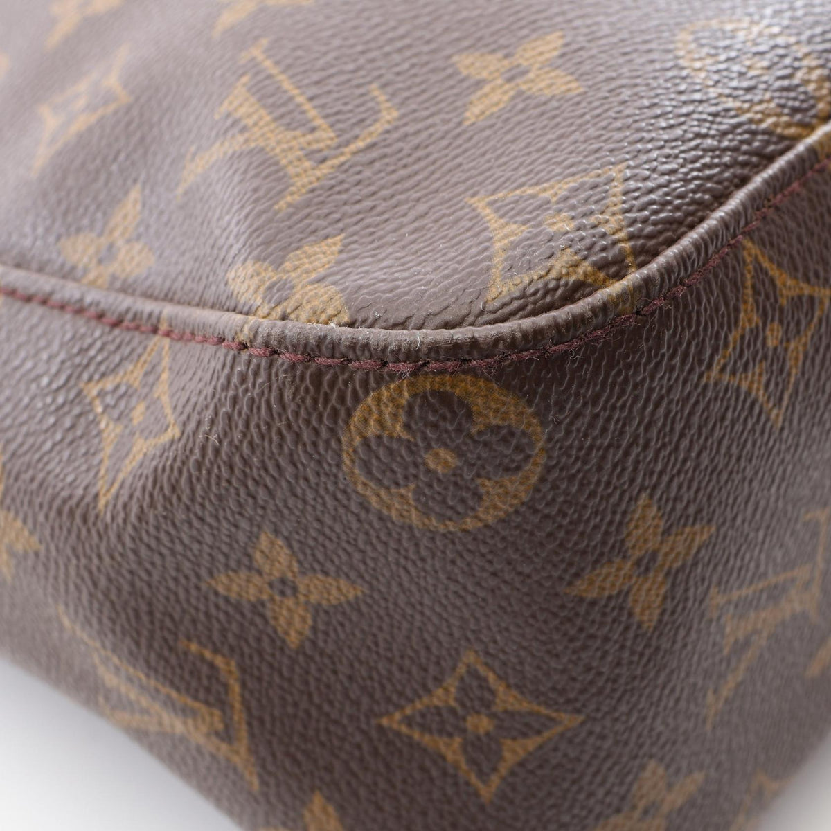 Louis Vuitton Looping GM · Monogram