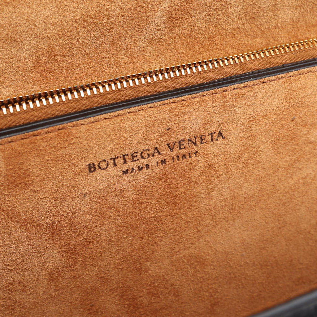 Bottega Veneta The Classic · Leather