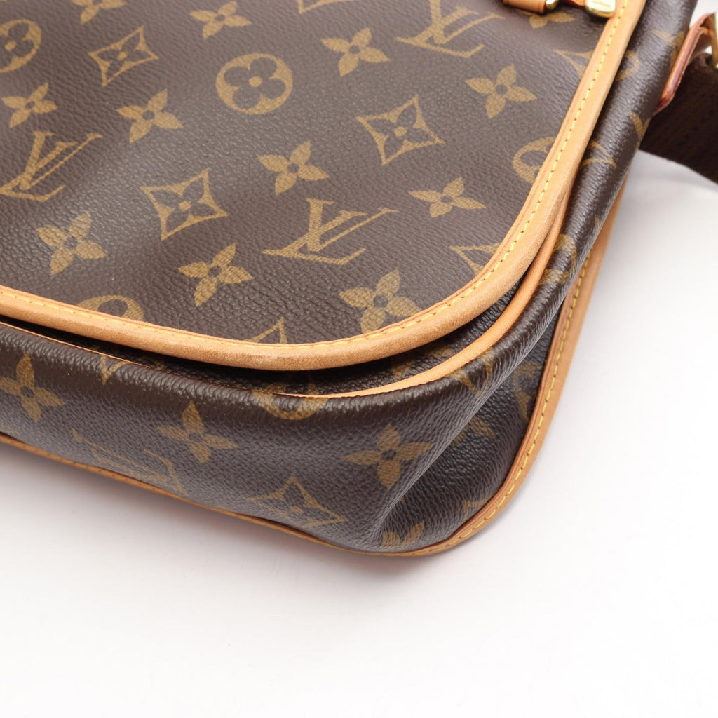 LOUIS VUITTON Bosphore · Monogram Canvas