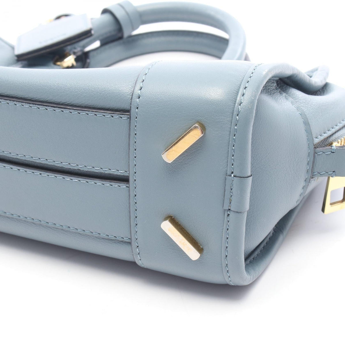 Loewe Amazona 23 · Leather