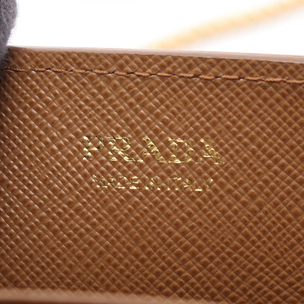 Prada Wallet on Chain · Saffiano Leather