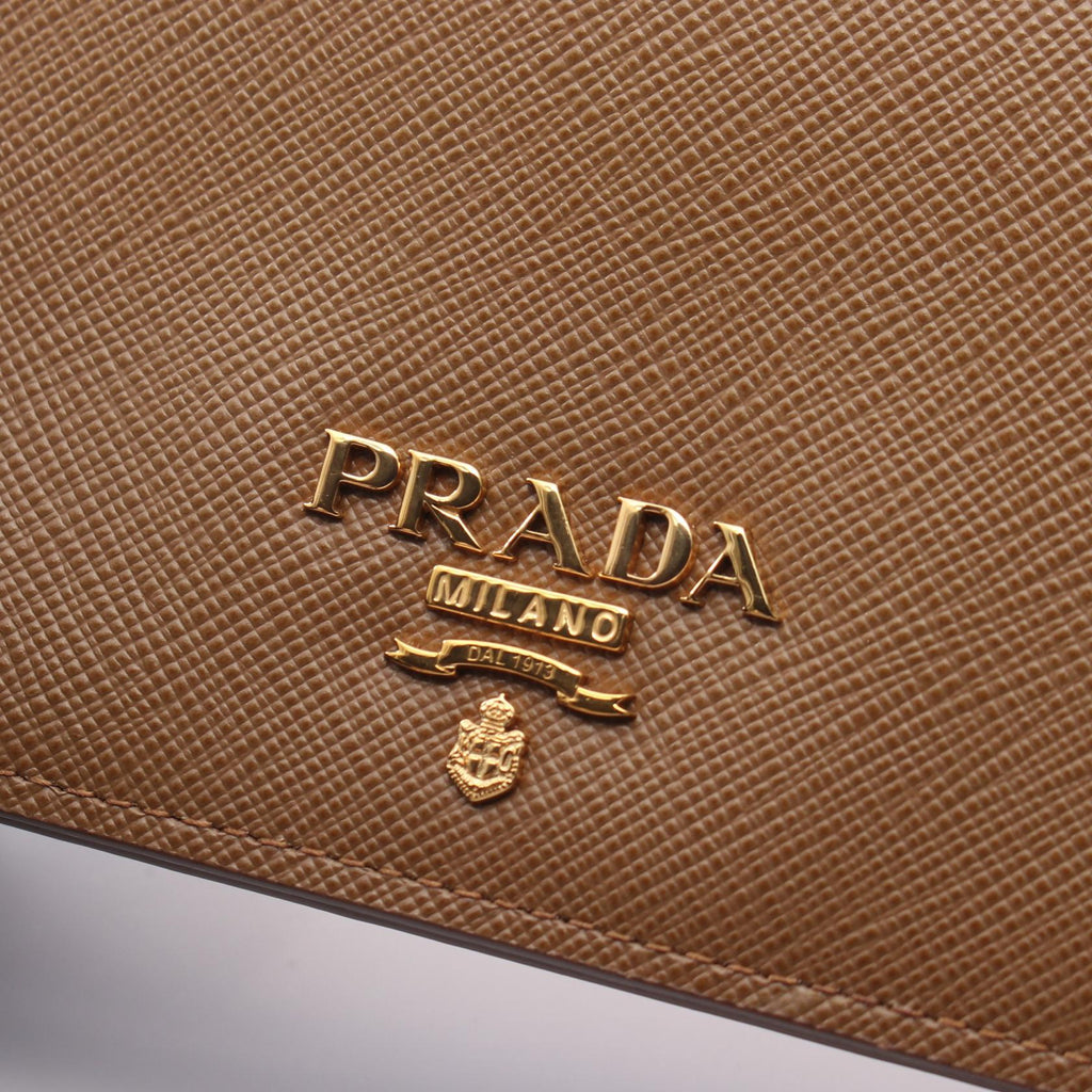 Prada Wallet on Chain · Saffiano Leather