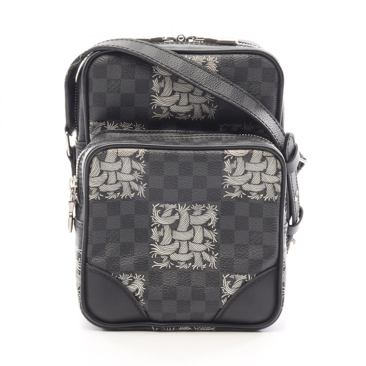 Louis Vuitton Amazon · Christopher Nemeth · Damier