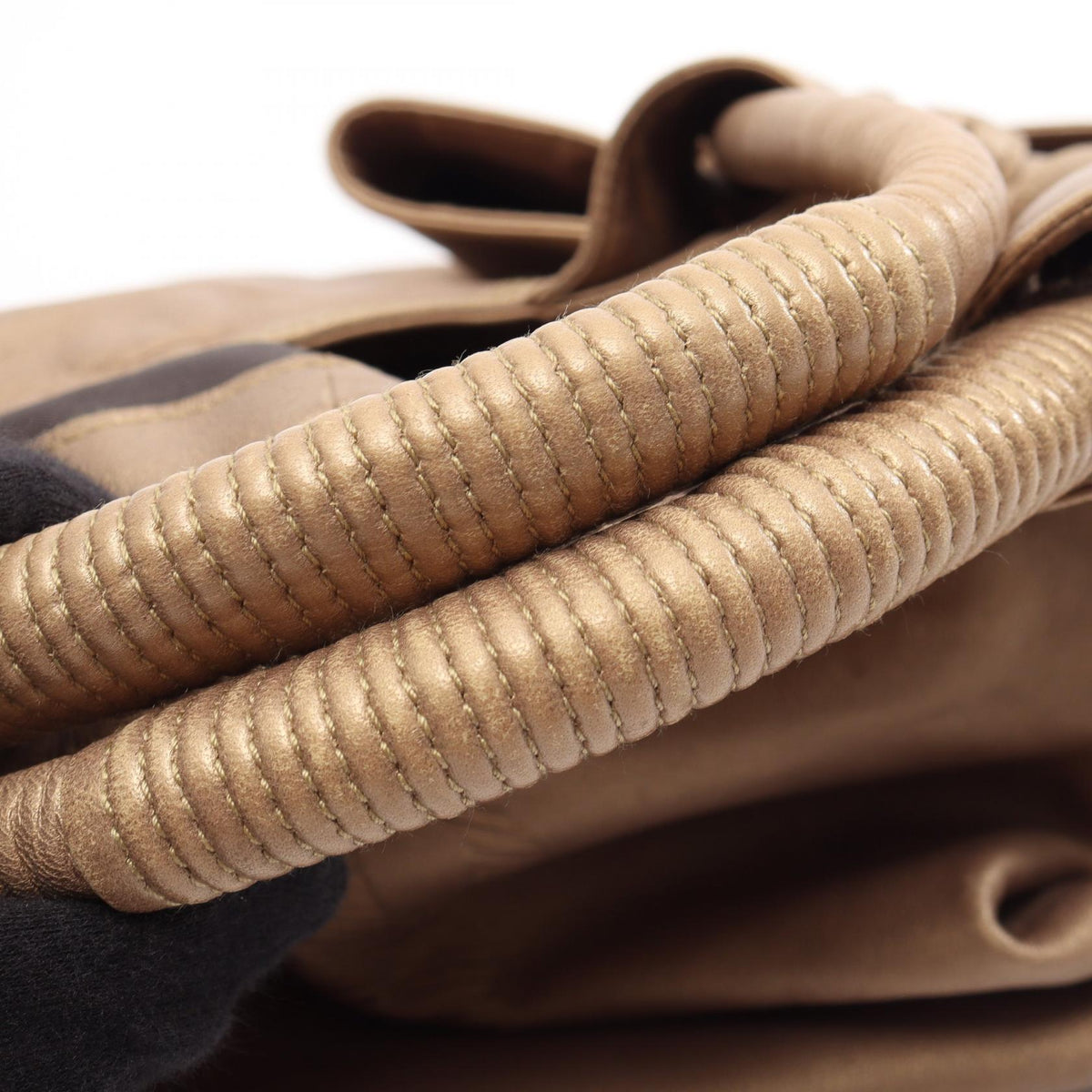 Loewe Nappa Aire · Leather
