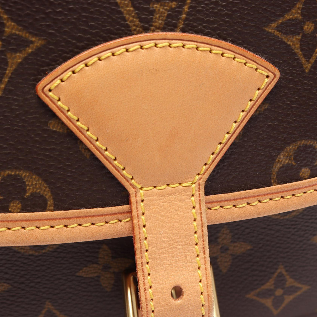 Louis Vuitton Sologne · Monogram Canvas