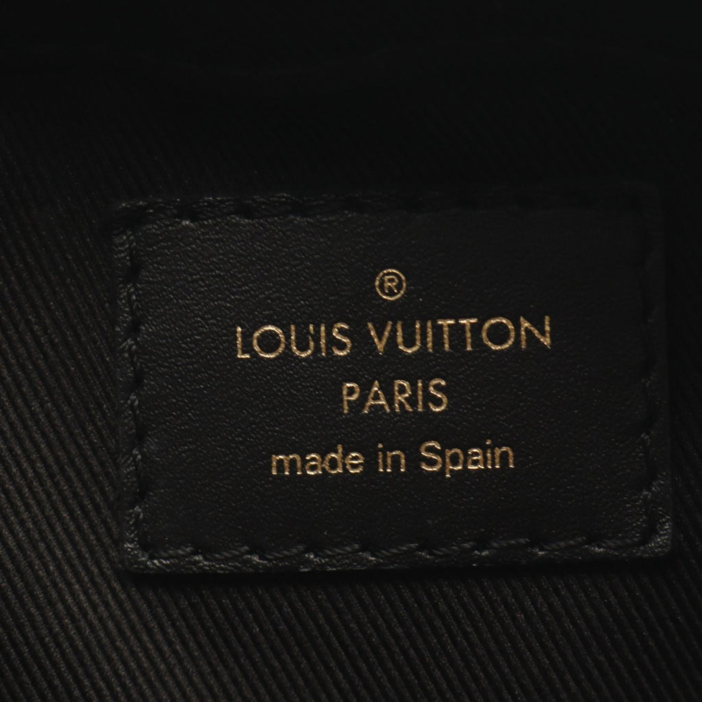 Louis Vuitton Saintonge · Monogram Canvas